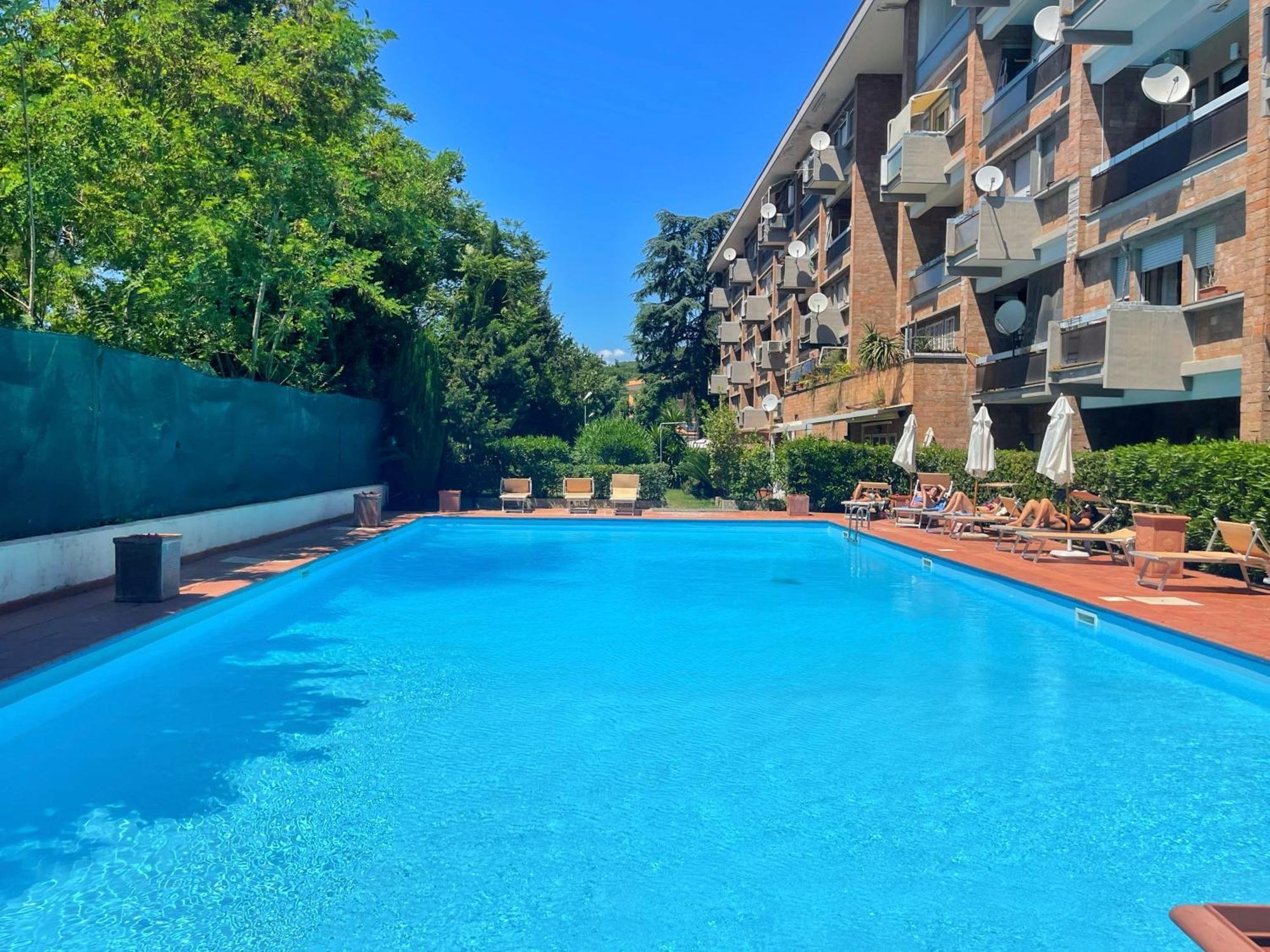 Modern Apartment 10 Min Vatican Parking&Pool Roma Exterior foto